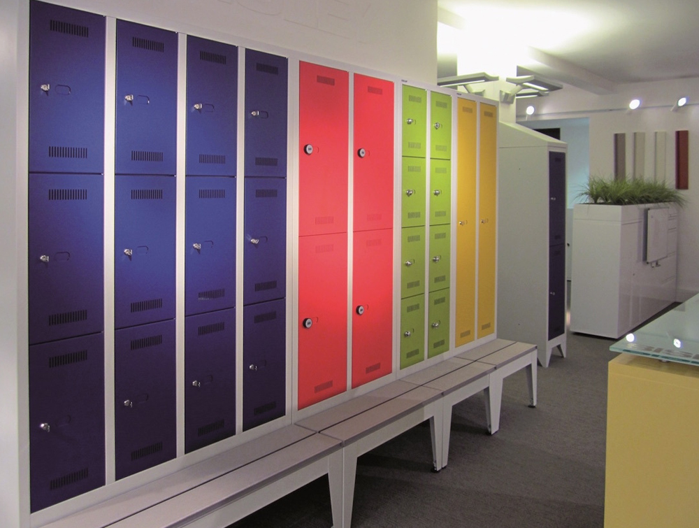 Шкафчики покрытые порошковой краской